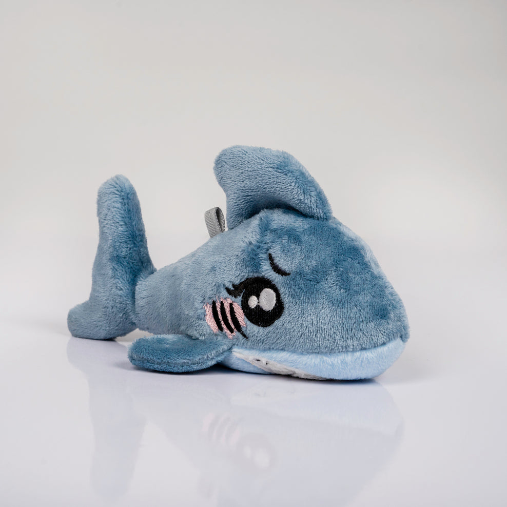 Fuzzy Wuzzy – The Grey Shark